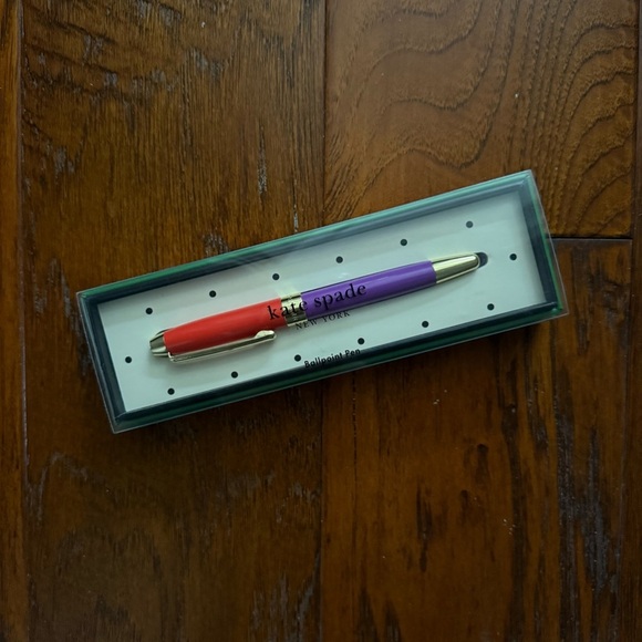 Kate Spade Thoughts On Her Sleeve Ballpoint Pen - Picture 5 of 7
